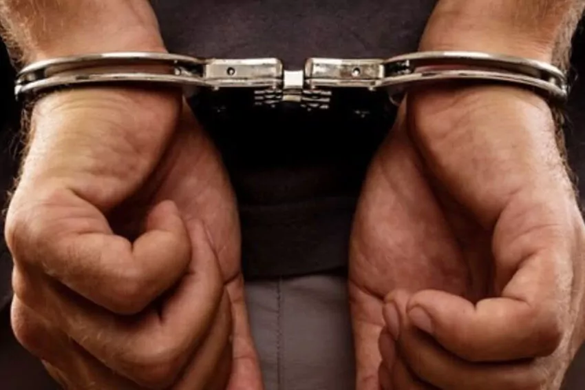 thailand seizes passport of chinese reporter