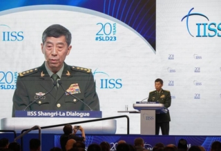 escalating tensions chinese military buzzes american warship in taiwan strait