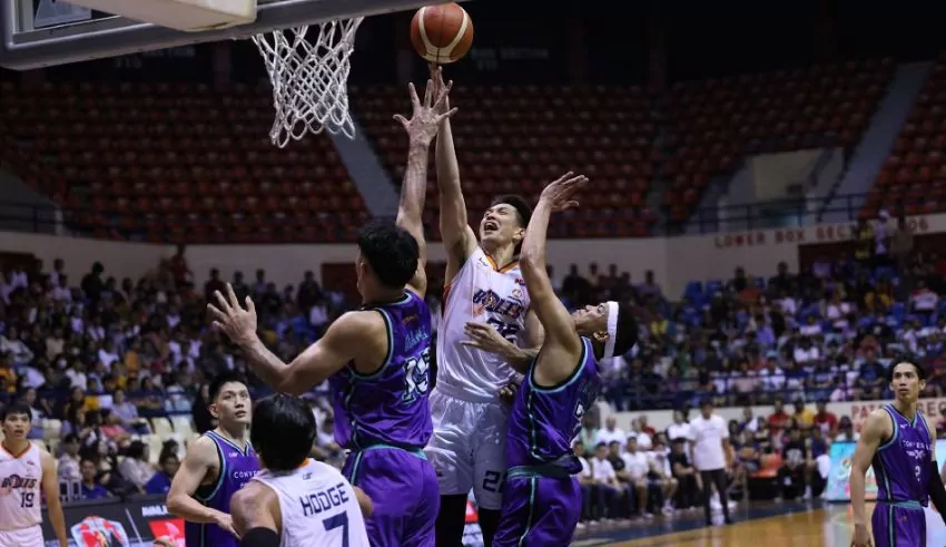 Maliksi Celebrates Homecourt Win as Meralco Bolts Beat Ginebra in Basketball Game