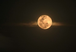 singapore witnesses last supermoon of 2023