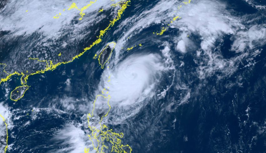 typhoon koinu one dead and 304 injured as taiwan hit by heavy rain