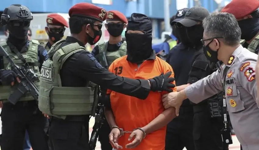 indonesia apprehends 59 militants for election disruption plan