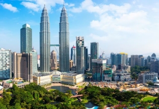 malaysia's visa free push for chinese tourists local businesses concerned