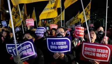 south korea stops protesting doctors and orders them back to hospitals here's why