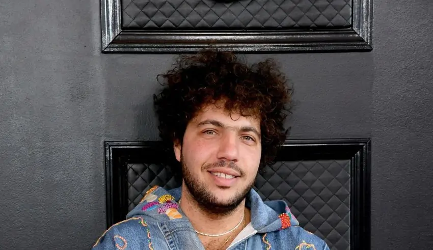 Selena Gomez’s Boyfriend Benny Blanco Disses Jollibee: How Filipinos All Over the World are Enraged