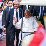 pope francis concludes asia pacific tour with visit to singapore