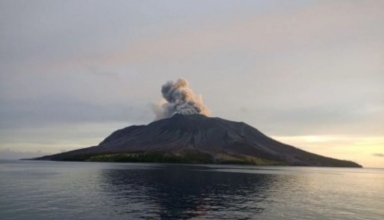 mount ruang erupts and the volcanic ash spreads over the three districts