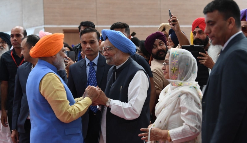 Former Indian Prime Minister Manmohan Singh dies at 92 in Delhi