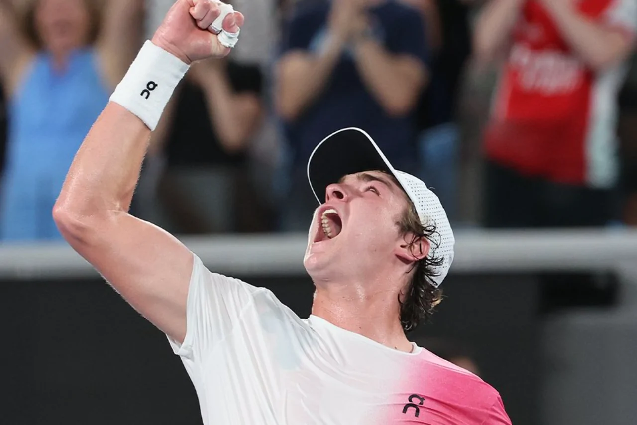 Day 3 Highlights – AO 2025: Medvedev Unleashed the emotions by breaking cameras after the win!