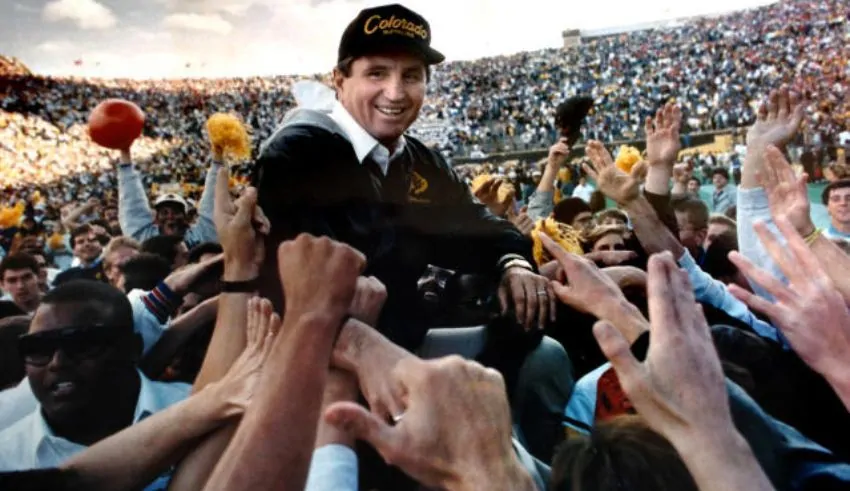Hall of Fame college football coach Bill McCartney dies at 84