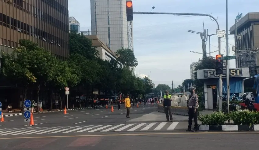 odd even traffic policy abolished in jakarta ahead of chinese new year