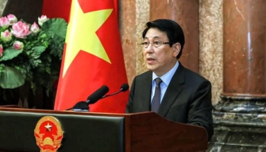 vietnam president granted border shelters to the people of lai chau province