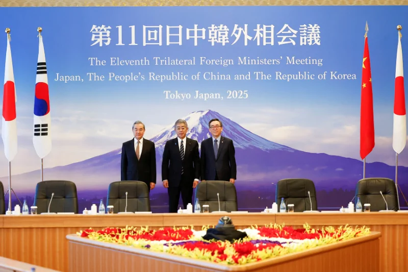 China, Japan, South Korea Meet in Tokyo for Trilateral Ties