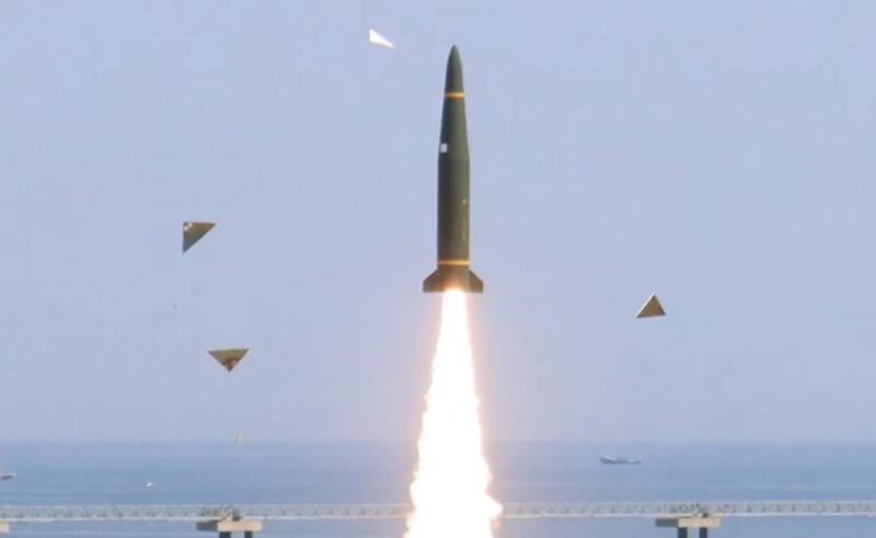 north korea launches missiles as us south korea military drills begin