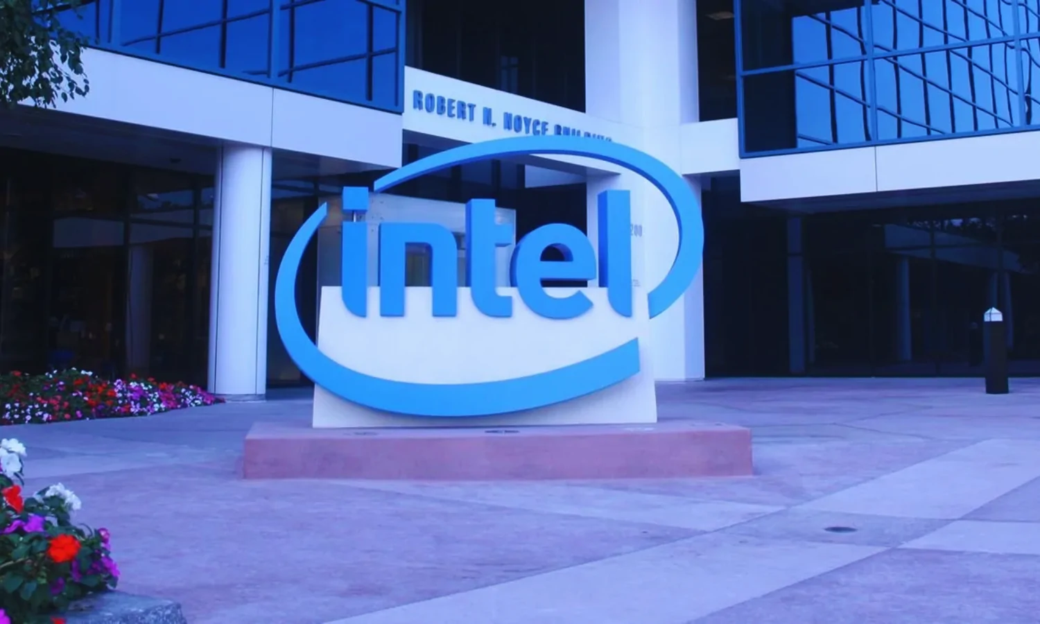 Intel’s New CEO Lip-Bu Tan Faces Scrutiny Over Past Investments in Chinese Tech Firms