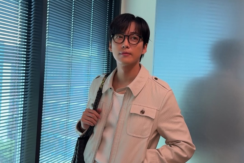 Nam Goong Min extends his journey with 935 Entertainment after a decade