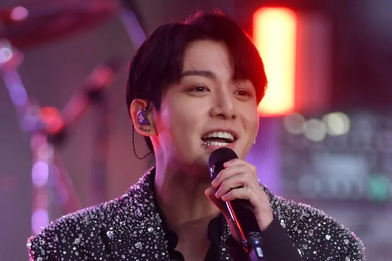 HYBE CINE FEST Debuts in Hong Kong and K-Pop Stars Taking Over the Big Screen!