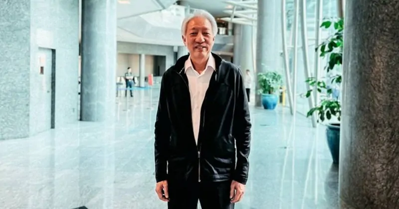 Lim Boon Heng Steps Down as Teo Chee Hean Takes Over