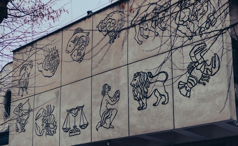 Zodiac Predictions 2025