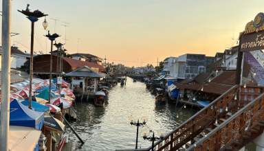 Amphawa Floating Market