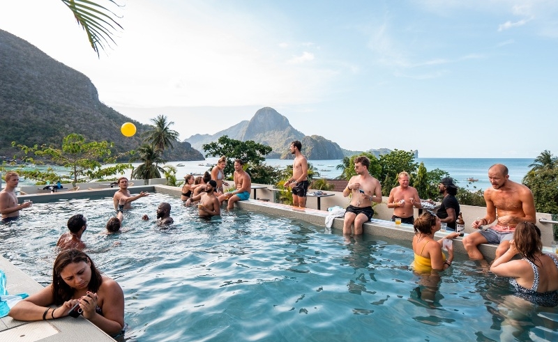 budget hostels in El Nido and Coron