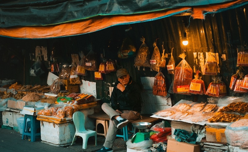 side hustles in thailand 2025