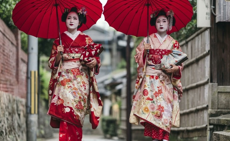 japan travel etiquette