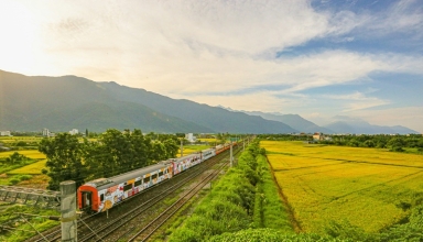 Scenic train journeys in Asia