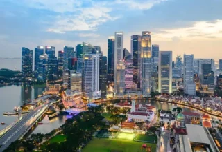 singapore condo 30 year crisis