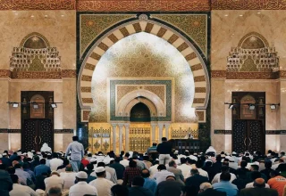 isya prayer time jakarta today